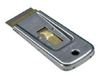 Image de GRATTOIR DE SECURITE 4CM UNGER LIVRE AVEC LAME