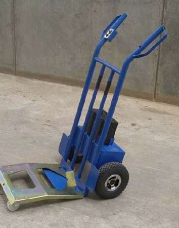 Image de DIABLE ELECTRIQUE 300KG ROUES PNEUM.-BATTERIES 24V + CHARG.